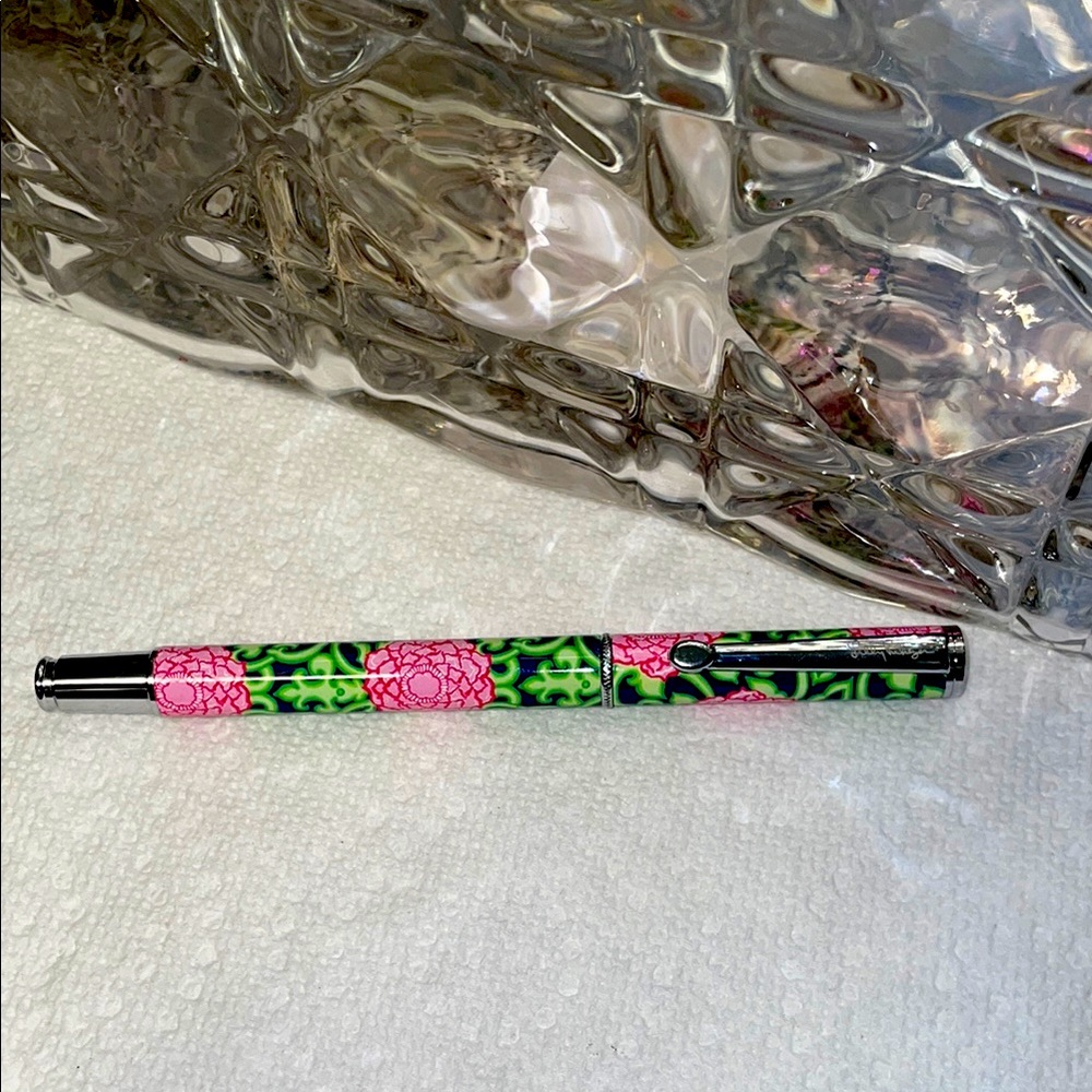 Floral Patterned  Pen 🖊️ Lilly Pulitzer